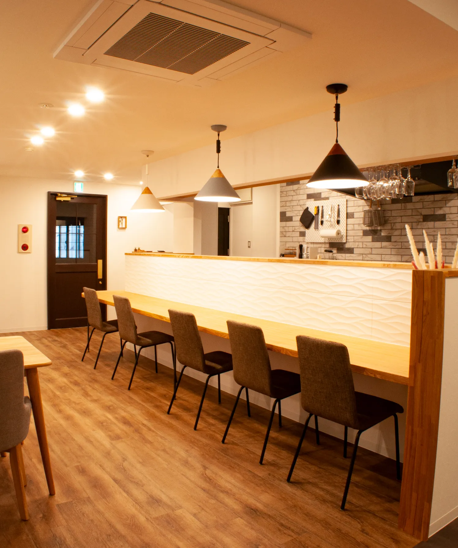 クッチーロカレテーブル